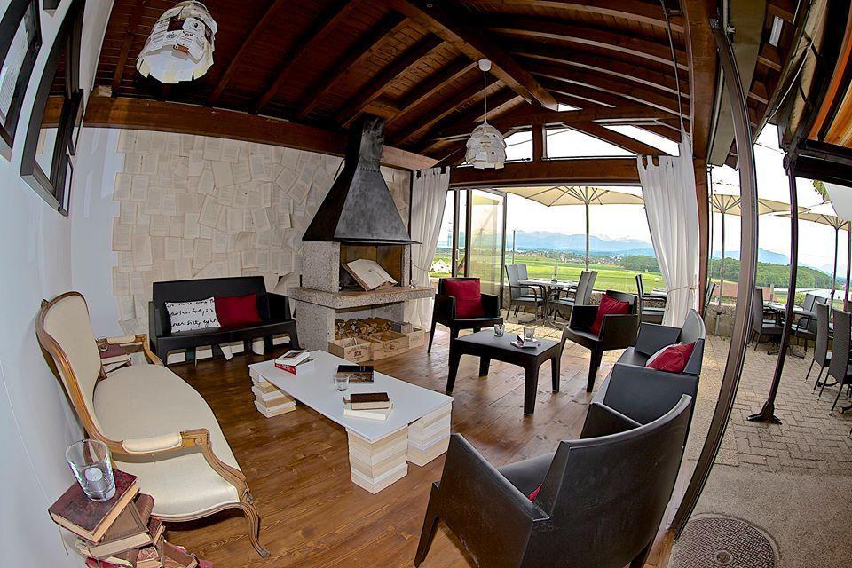 Auberge de Duillier Extérieur photo