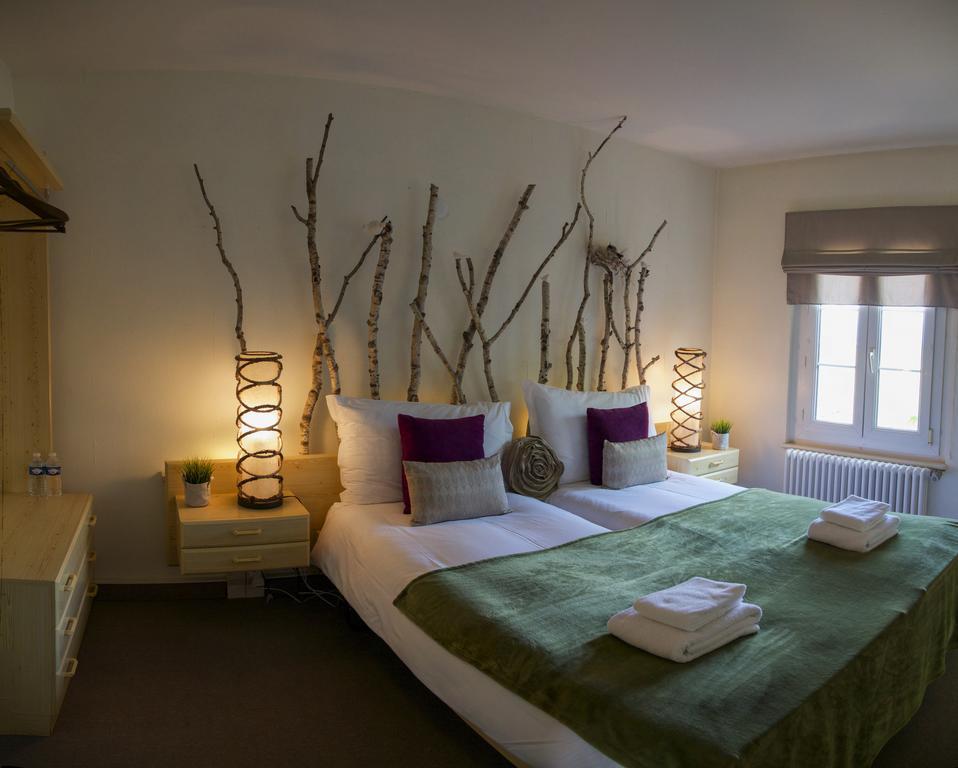 Auberge de Duillier Extérieur photo